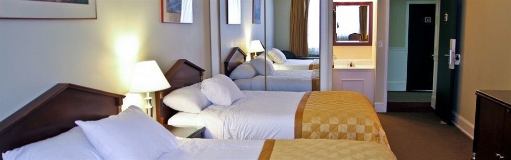 เลค พลาซิด ซัมมิต โฮเต็ล Hotel เลคแพลซิด ภายนอก รูปภาพ